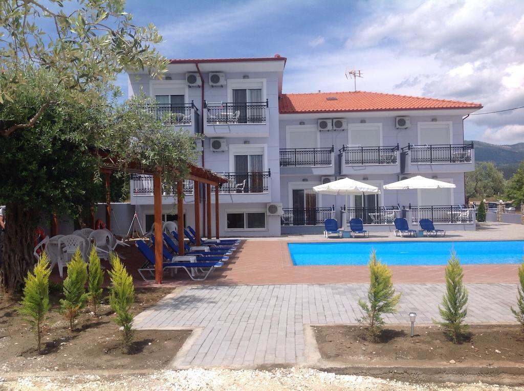 Apartment Platanos